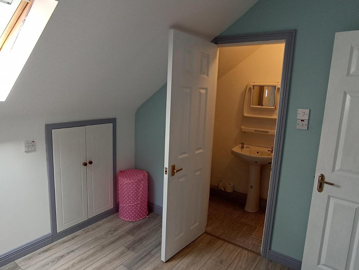 Foreen Lodge, Achill Island Valley ภายนอก รูปภาพ